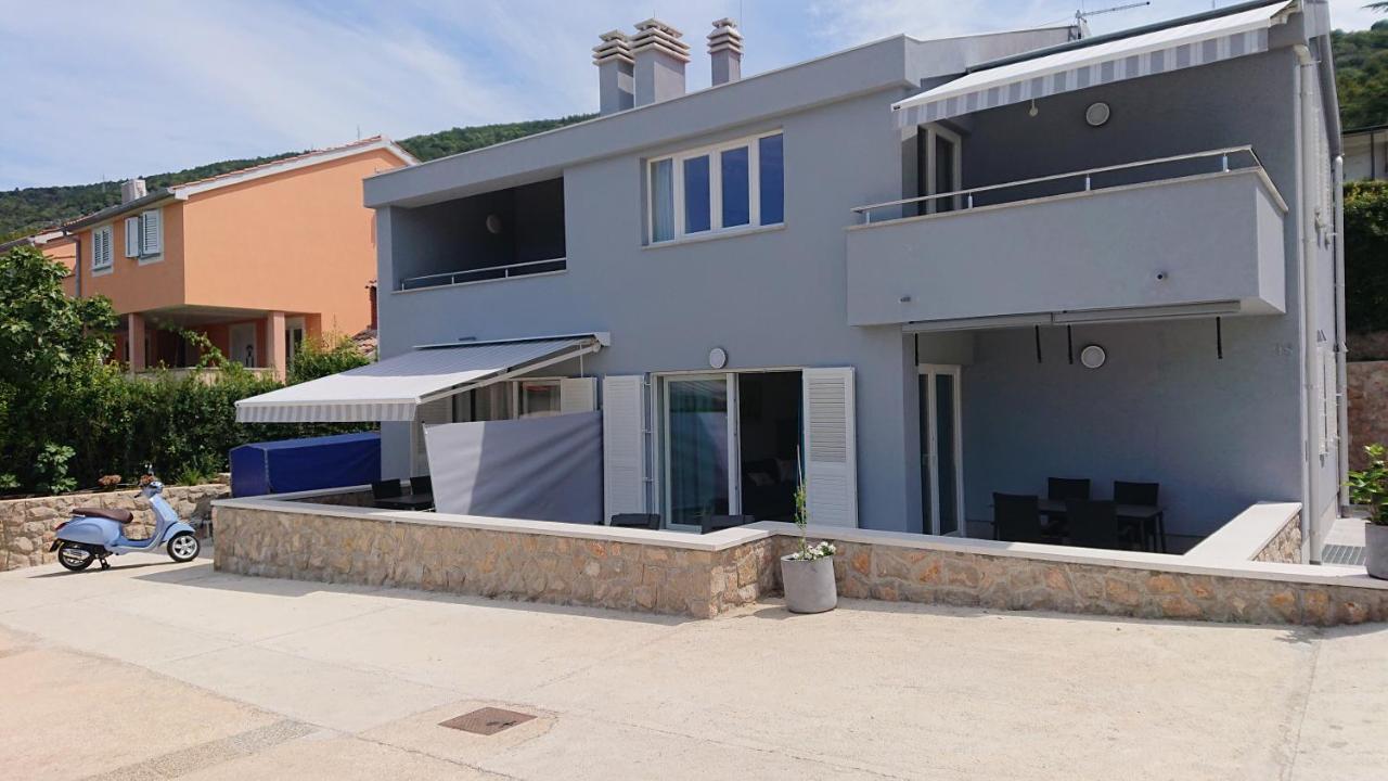 Irena Apartment Cres Exterior photo